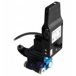 Pepperl+Fuchs reflexní světelný snímač SBL-8-H-900-IR-SL-V-Z-3535 223826 1 ks