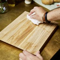 Siena HOME P41795 Krájecí prkénko s rukojetí Brescia 45°, Eiche FSC® 100%