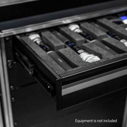 Adam Hall 874E03A zásuvka racku 3 U zásuvka racku