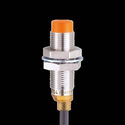 ifm Electronic indukční snímač PNP, NPN IFS712