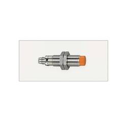 ifm Electronic indukční snímač PNP IFS211