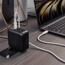 HYPER HyperJuice® 70W USB-C cestovní nabíječka, GaN, s adaptérem pro Evropu, s britským adaptérem, s americkým adaptérem, 1x USB A , 2x USB-C®, 70 W, Dodávka