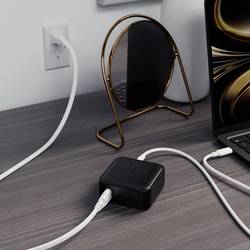 HYPER HyperJuice® 70W USB-C cestovní nabíječka, GaN, s adaptérem pro Evropu, s britským adaptérem, s americkým adaptérem, 1x USB A , 2x USB-C®, 70 W, Dodávka