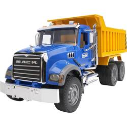 Nákladní vůz MACK Granite s vyklápěcím korbou