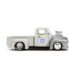 JADA TOYS model osobního automobilu Ford Street Fighter 1956 Ford Pickup s postavou Guile hotový model Model osobního automobilu