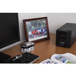 APC SMT750IC UPS záložní zdroj 750 VA