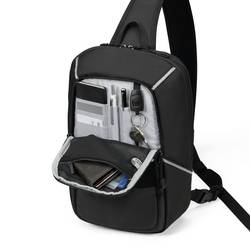 Dicota batoh na notebooky Sling Bag REFLECTIVE, max. 32,8 cm (12,9) , černá