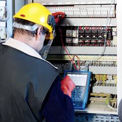 Metrix OX 9304 digitální osciloskop 300 MHz, 4kanálový, 2.5 GSa/s, 100 kpts, 12 Bit, s pamětí (DSO), ruční provedení, funkce multimetru, spektrální analyzátor,