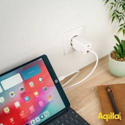 Aqiila W2 USB nabíječka, 2x USB-C®, 45 W, Dodávka energie, bílá