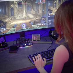 Streamplify HUB DECK 5 kontrolér RGB černá, RGB