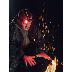 ArmyTek Wizard C2 WR Magnet White & Red LED čelovka, s magnetickým držákem, napájeno akumulátorem, 1100 lm, 3 h, 65 g