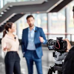 RODE Microphones Wireless GO II nasazovací řečnický mikrofon Druh přenosu:USB vč. tašky, vč. ochrany proti větru, vč. kabelu Mikrofon TRS (konektor jack 3,5 mm