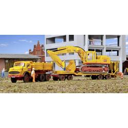 Kibri 14125 H0 model stavebního vozidla Mercedes Benz Krátké stříbro s podvalkem