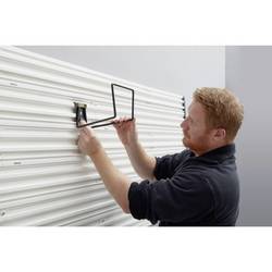 STANLEY STST82604-1 Držák zahradní hadice Trackwalls Držák hadice