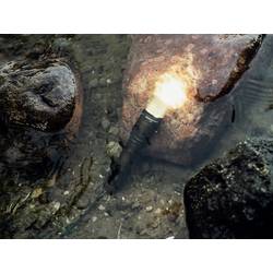 ArmyTek Dobermann Pro Magnet USB Olive Warm LED kapesní svítilna, poutko na ruku, s brašnou, napájeno akumulátorem, 1400 lm, 164 g