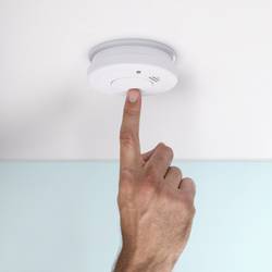 Smartwares FSM-11512 detektor kouře sada 2 ks vč. baterie s životností 5 let na baterii (Ø x v) 100 mm x 35 mm