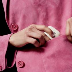 Sudio A1 Headset do uší (In Ear) Bluetooth® stereo bílá headset, Nabíjecí pouzdro, dotykové ovládání