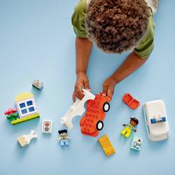 10447 LEGO® DUPLO® Záchranářský vůz s řidičem