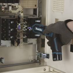 Makita TD022DSE rázový utahovák, 7.2 V, 1.5 Ah Li-Ion vč. 2x aku, taška, TD022DSE