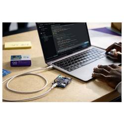 Arduino Uno Q Arduino UNO Q, 4 x2.0 GHz, Operační paměť 4 GB