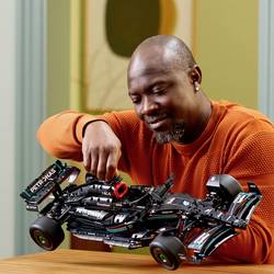 42171 LEGO® TECHNIC Mercedes AMG F1 W14 E Performance