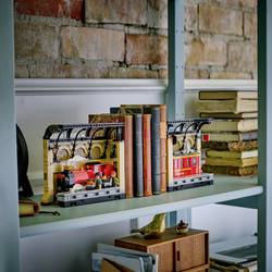 76450 LEGO® HARRY POTTER™ Opěrka na knihy: Hogwarts Express