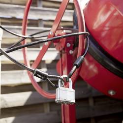 Master Lock 49EURD lankový zámek černá