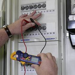 PCE Instruments PCE-DC2 digitální proudové kleště, vč. testeru napětí, CAT III 600 V