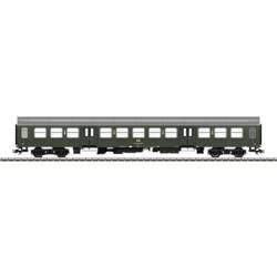 Märklin 42581 2. Osobní vagon ve velikosti H0 DR