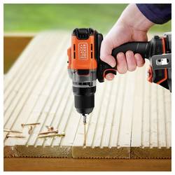 Black & Decker aku vrtací šroubovák, 18 V, 2.0 Ah Li-Ion vč. 2x aku, vč. nabíječky, BCD382D2XK-QW