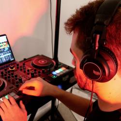 Hercules DGP DJ60 sluchátka uzavřená (Over Ear) kabelová černá složitelná DJ