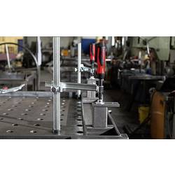 Upínací prvek na svářecí stoly s variabilním vyložením TWV16 200/150 Bessey TWV16-20-15H, Délka vyložení 150 mm