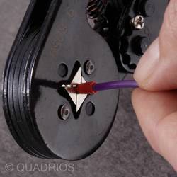 Quadrios 22C432 dutinka 10 mm² částečná izolace červená 1 sada