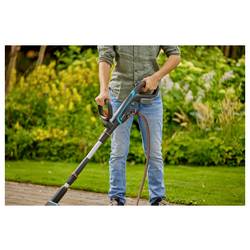 GARDENA 14842-20 Akku-Multi-Reiniger AquaBrush Universal 04/18V POWER FOR ALL Ready-To-Use Set Akumulátorový víceúčelový čistič 18 V