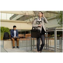 Kensington brašna na notebooky Contour 2.0 Business Max. velikost: 39,6 cm (15,6) černá