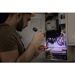 TOOLCRAFT T120 LED ruční svítilna, s klipem na opasek, s režimem stroboskopu, na baterii, 250 lm, 122 g