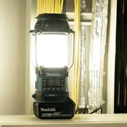 Makita DMR056 DMR056 Akumulátorové rádio, FM, AM, DAB+, S lucernou