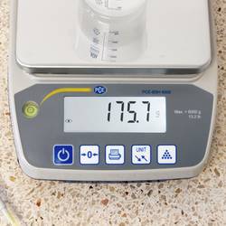 PCE Instruments průmyslová váha Max. váživost 10000 g Rozlišení 0.2 g na baterii