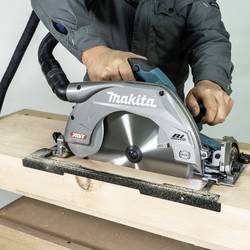 Makita HS011GZ aku ruční kotoučová pila, max. řez 101 mm, bez akumulátoru, bez nabíječky, HS011GZ