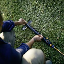 Fiskars 1070831 X-Series sprinkler 340 m² (max.)