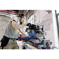 Bosch Professional BITURBO GCM18V-305 GDC akumulátorová kapovací a pokosová pila , vč. Bluetooth modulu , bez akumulátoru, bez nabíječky, průměr listu 305 mm,