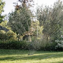 Fiskars 1070833 Comfort sprinkler 325 m² (max.)