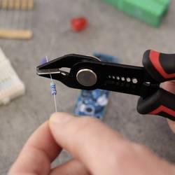 Quadrios 23T032 23T032 pro elektroniku a jemnou mechaniku diagonální odizolovací kleště 14 mm