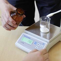 PCE Instruments počítací váha Max. váživost 3000 g na baterii