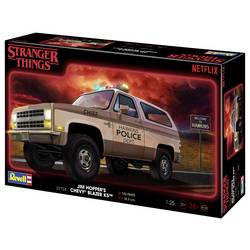 Revell 07724 Stranger Things Jim Hopper´s Chevy® Blazer K5™ model auta, stavebnice 1:25