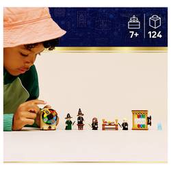 76460 LEGO® HARRY POTTER™ Zámek Hogwarts™: Výběr pomocí mluveného klobouku (76460)