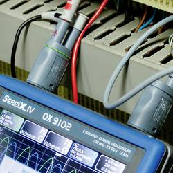 Metrix OX 9102 digitální osciloskop 100 MHz, 2kanálový, 2.5 GSa/s, 100 kpts, 12 Bit, s pamětí (DSO), ruční provedení, funkce multimetru, spektrální analyzátor,