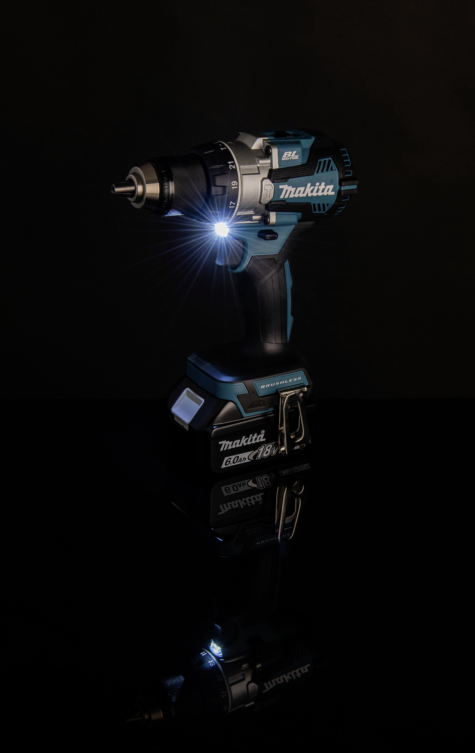 Makita DHP489Z aku příklepový šroubovák, 2cestný, 620 W, bezkartáčové, bez akumulátoru, bez nabíječky, DHP489Z