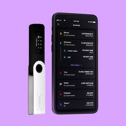 Ledger Nano S Plus Hardwarová peněženka černá (matná) USB-A 1 ks LNSP-DEON
