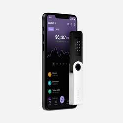 Ledger Nano X Hardwarová peněženka černá (matná) USB-A, Bluetooth 1 ks LNX-DEON